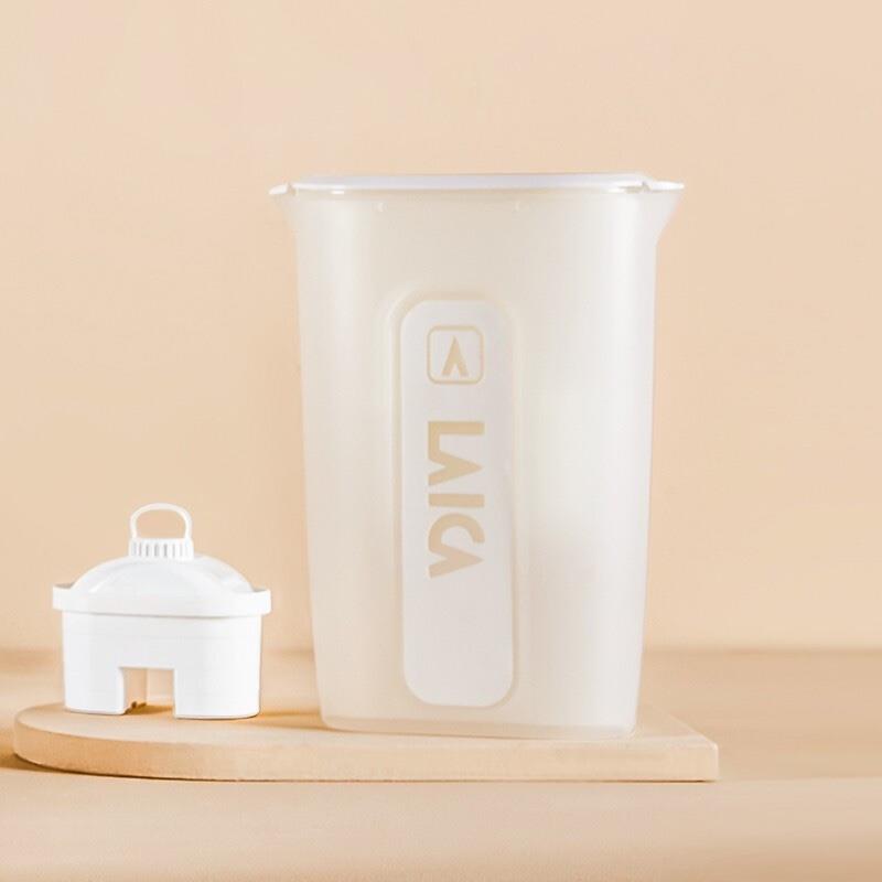 萊卡（LAICA） 凈水小鮮壺LA20EN自來(lái)水過(guò)濾器家用凈水器濾水壺便攜凈水杯濾水壺