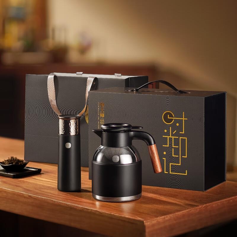 燜大師時光印記鉑金套裝SG1850T燜茶杯壺商務(wù)套裝機(jī)械溫顯燜泡壺隨行杯 